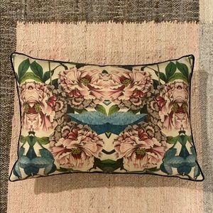 Patch NYC 14 x 20 Decorative Pillow